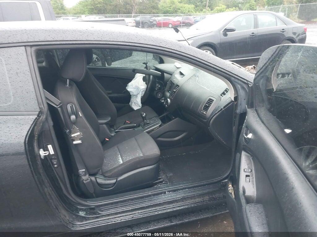 KNAFX6A89F5297601 2015 KIA FORTE KOUP photo no. 5