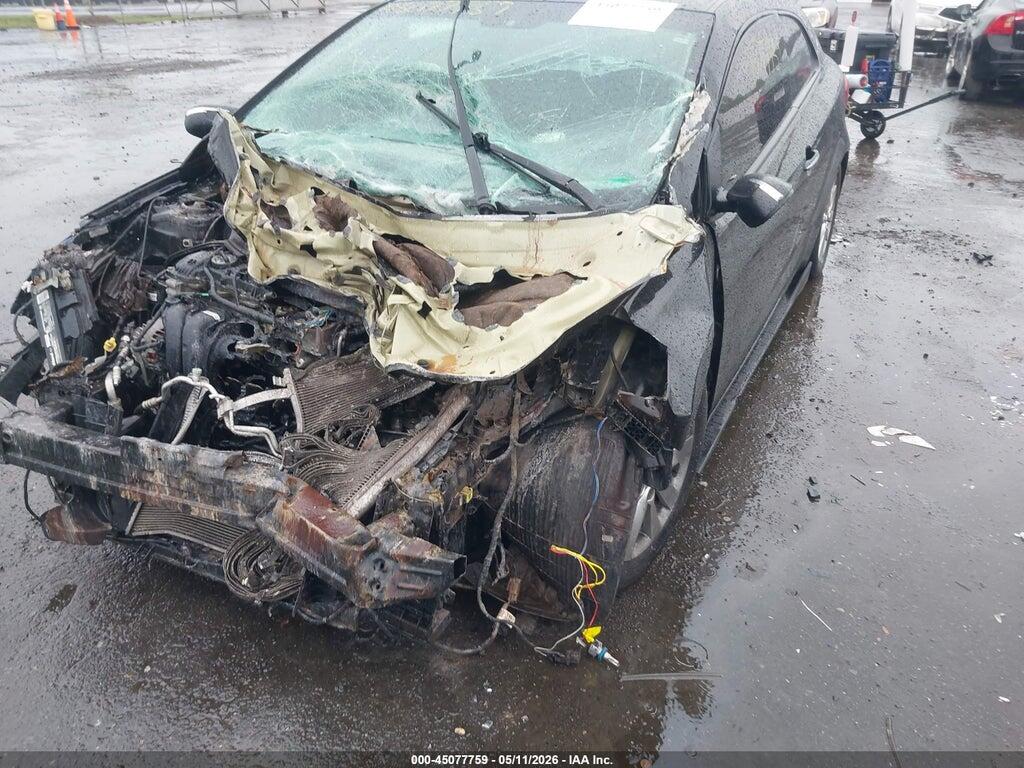 KNAFX6A89F5297601 2015 KIA FORTE KOUP photo no. 6