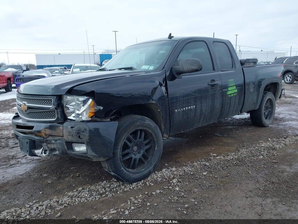 1GCRKSE72DZ166394 2013 CHEVROLET SILVERADO 1500 photo no. 2