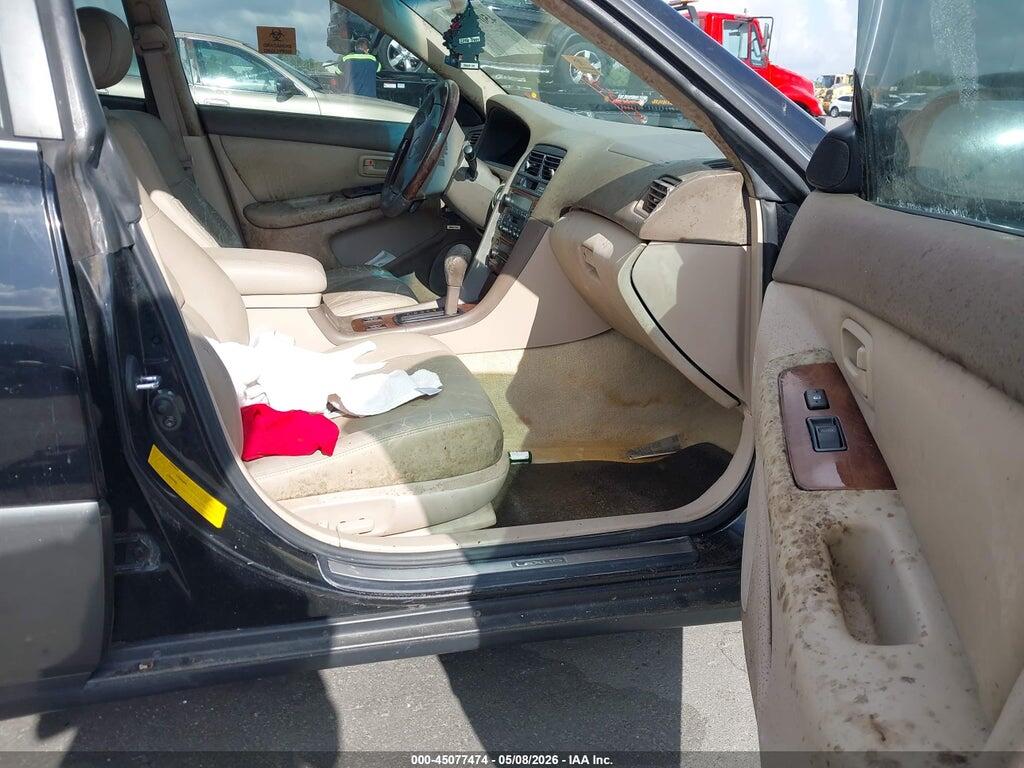JT8BF28G910329784 2001 LEXUS ES 300 photo no. 5