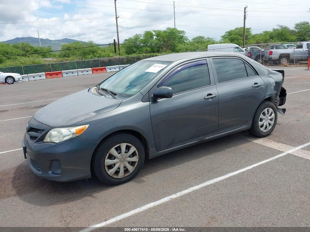 2T1BU4EE1DC925309 2013 TOYOTA COROLLA photo no. 2