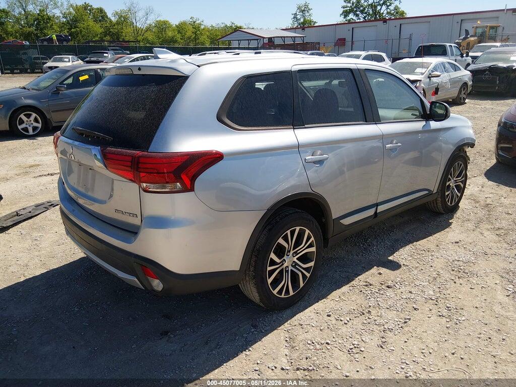 JA4AD2A39HZ069977 2017 MITSUBISHI OUTLANDER photo no. 4