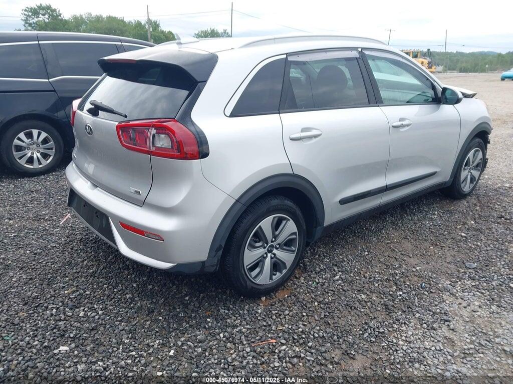 KNDCB3LC6J5201145 2018 KIA NIRO photo no. 4