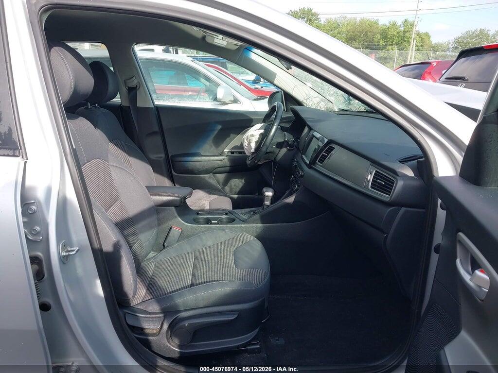 KNDCB3LC6J5201145 2018 KIA NIRO photo no. 5