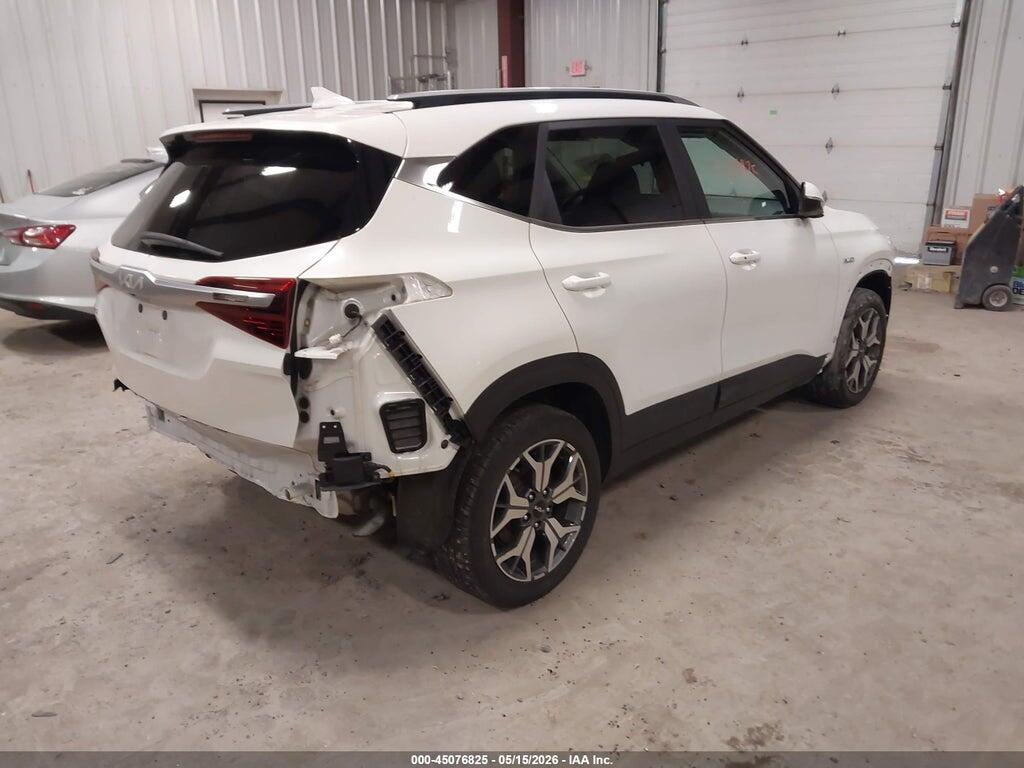 KNDERCAA6N7263869 2022 KIA SELTOS photo no. 4