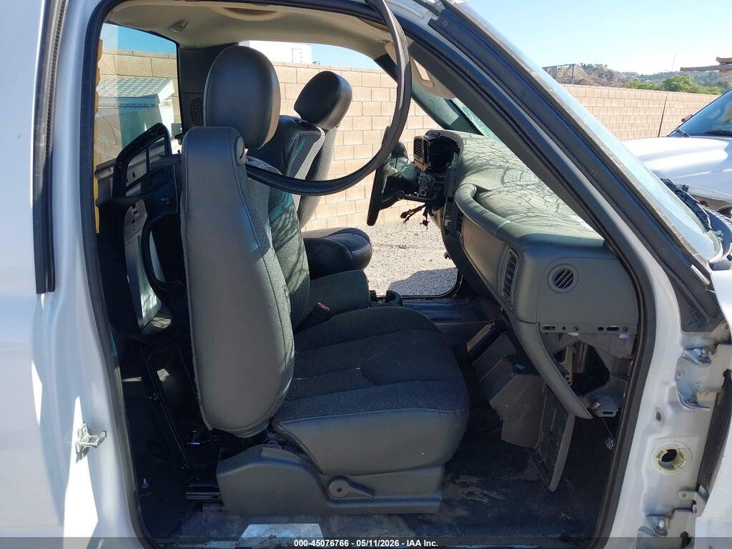 1GDHC24U27E176186 2007 GMC SIERRA 2500HD photo no. 5