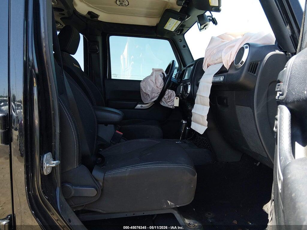 1C4BJWEG8EL282067 2014 JEEP WRANGLER UNLIMITED photo no. 5