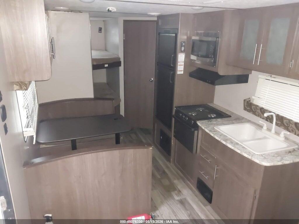 4YDT26220K7240598 2019 KEYSTONE RV HIDEOUT photo no. 8