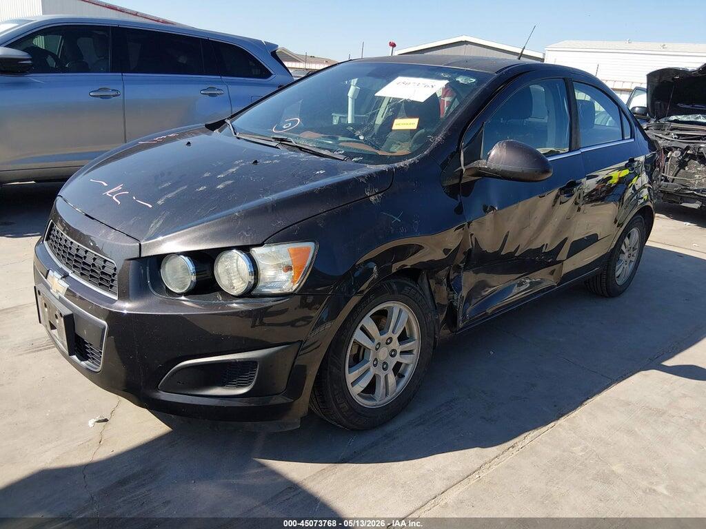 1G1JC5SB4D4236679 2013 CHEVROLET SONIC photo no. 2