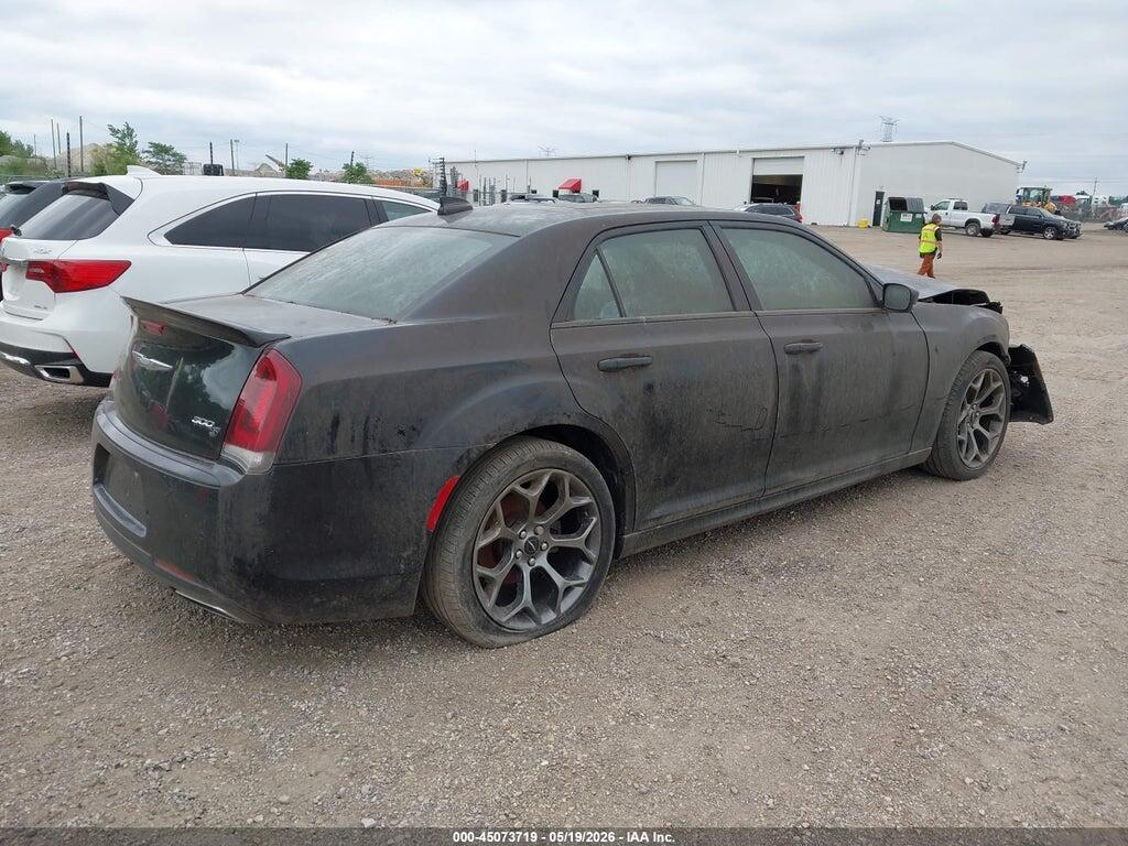 2C3CCABG3HH539163 2017 CHRYSLER 300 photo no. 4