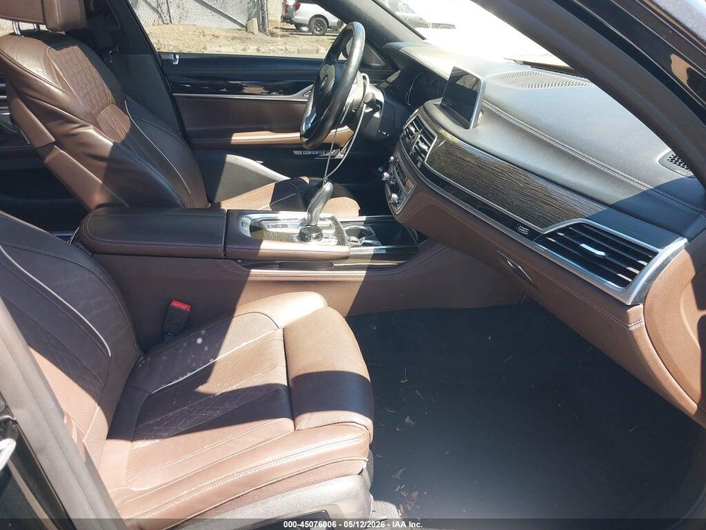 WBA7F2C54JB238713 2018 BMW ALPINA B7 photo no. 5