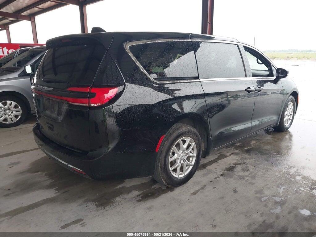 2C4RC1BG5TR152753 2026 CHRYSLER PACIFICA photo no. 4