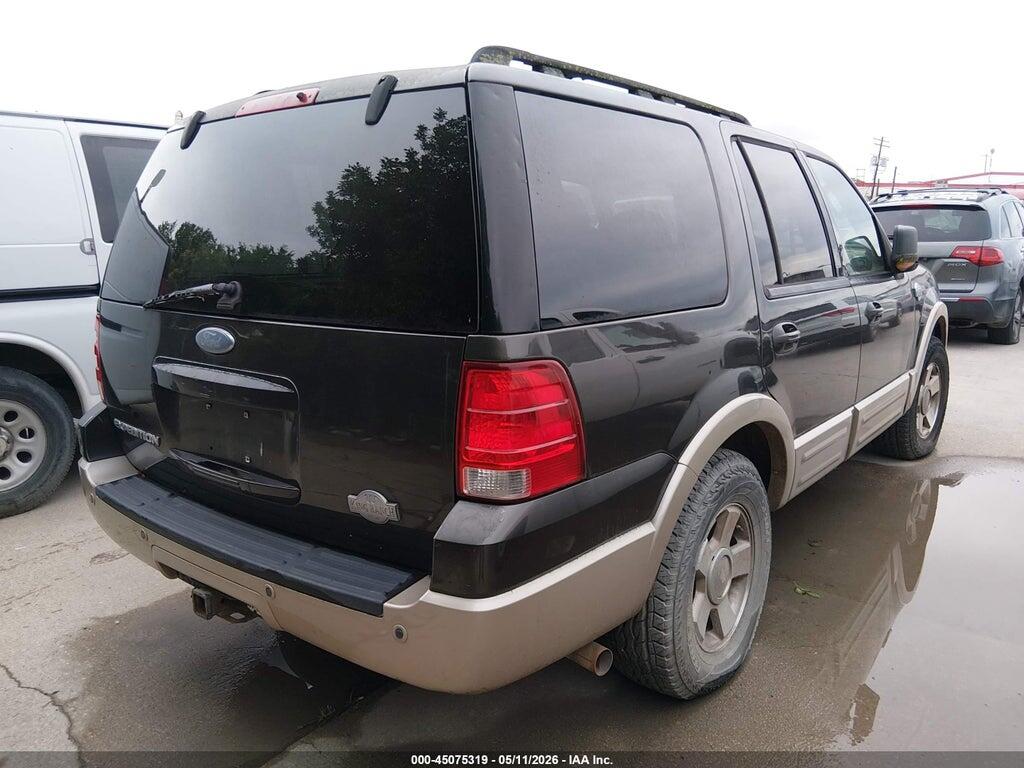 1FMFU18575LA63019 2005 FORD EXPEDITION photo no. 4