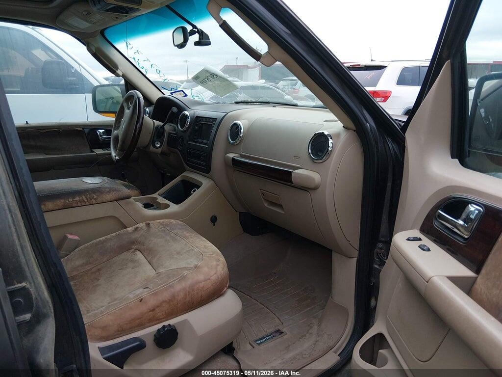 1FMFU18575LA63019 2005 FORD EXPEDITION photo no. 5