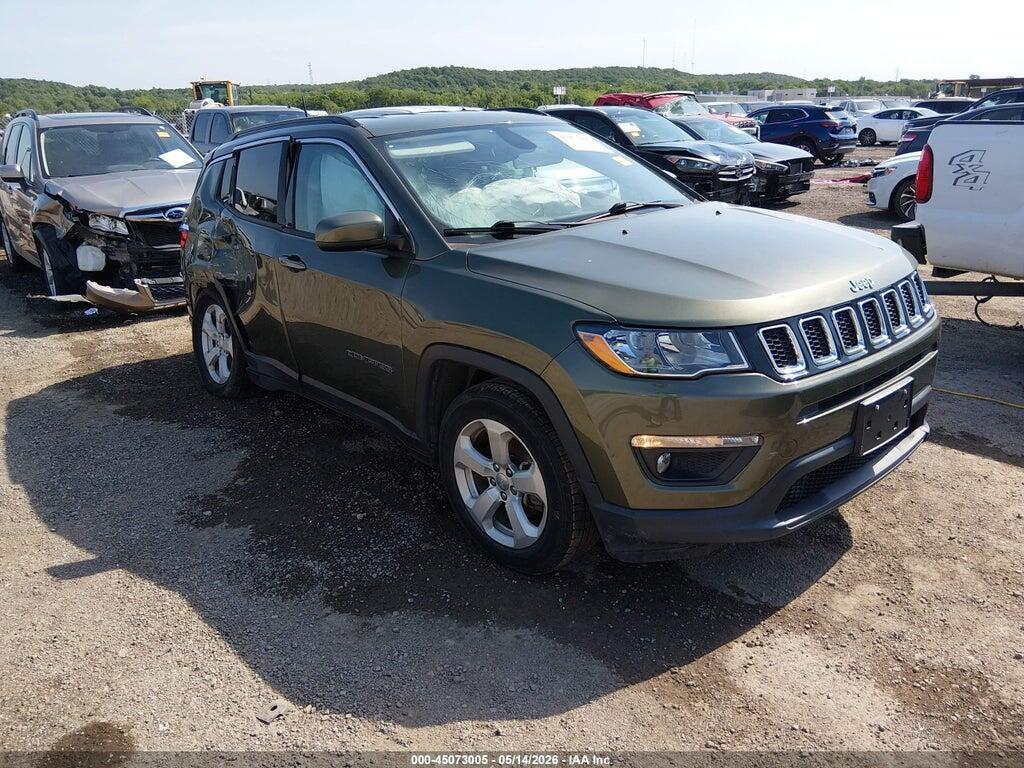 3C4NJCBB7JT267952 2018 JEEP COMPASS photo no. 1