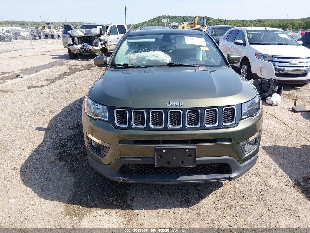 3C4NJCBB7JT267952 2018 JEEP COMPASS photo no. 12
