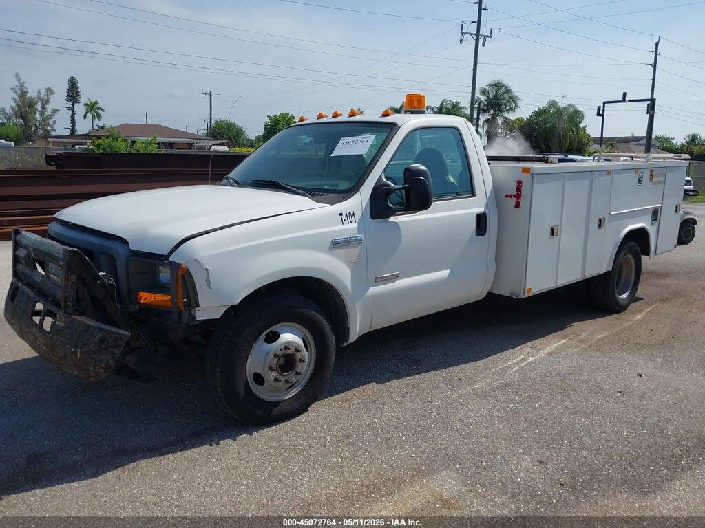 1FDWF36P05EB64966 2005 FORD F-350 photo no. 2