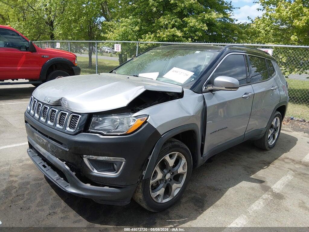 3C4NJDCB8JT373007 2018 JEEP COMPASS photo no. 2