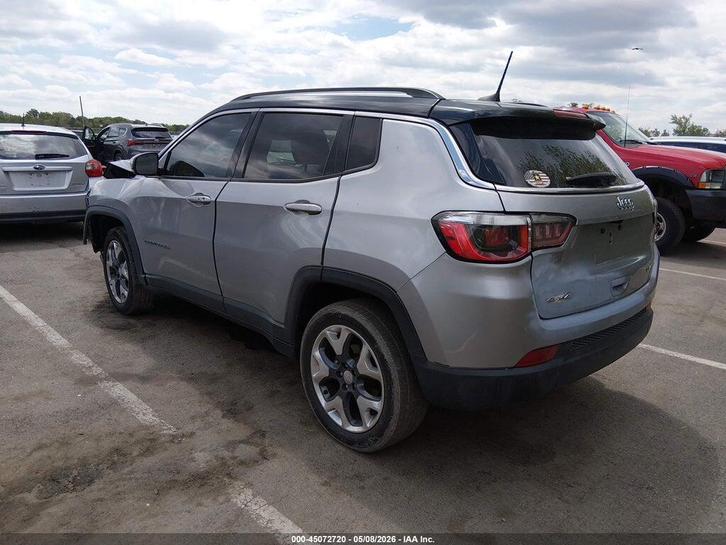 3C4NJDCB8JT373007 2018 JEEP COMPASS photo no. 3