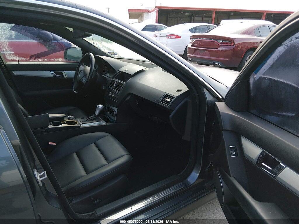 WDDGF54X89R053142 2009 MERCEDES-BENZ C 300 photo no. 5