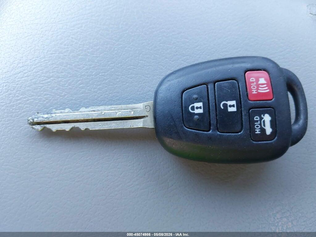 4T1BF1FK0EU360838 2014 TOYOTA CAMRY photo no. 11