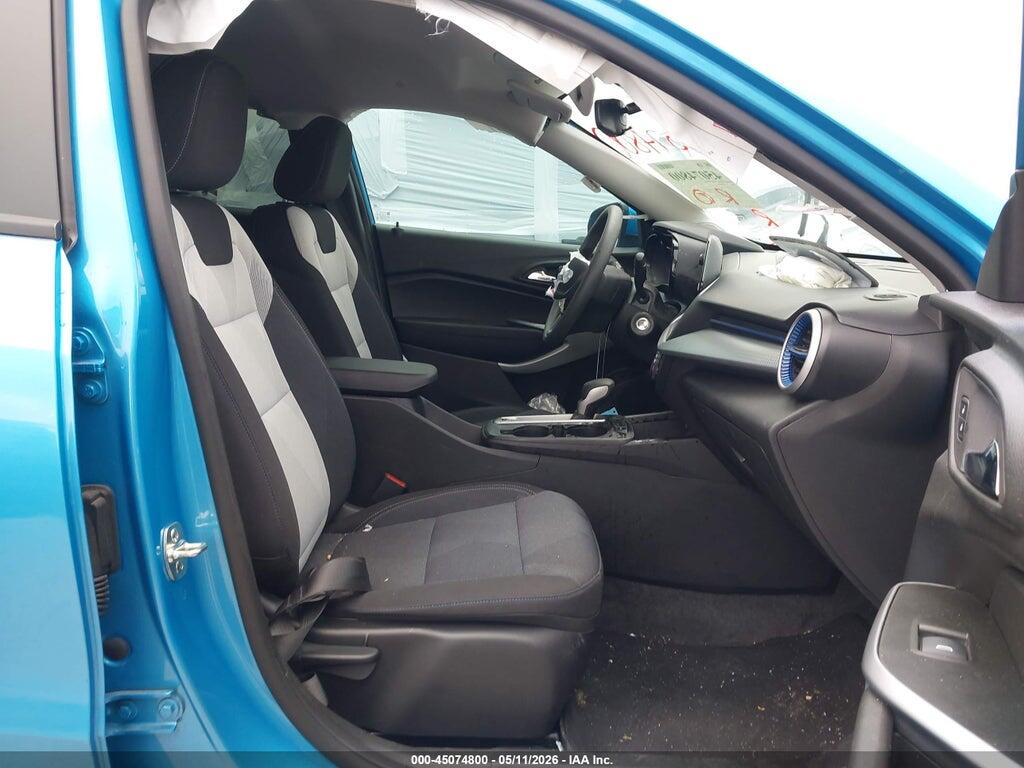 KL77LFEP8TC013447 2026 CHEVROLET TRAX photo no. 5