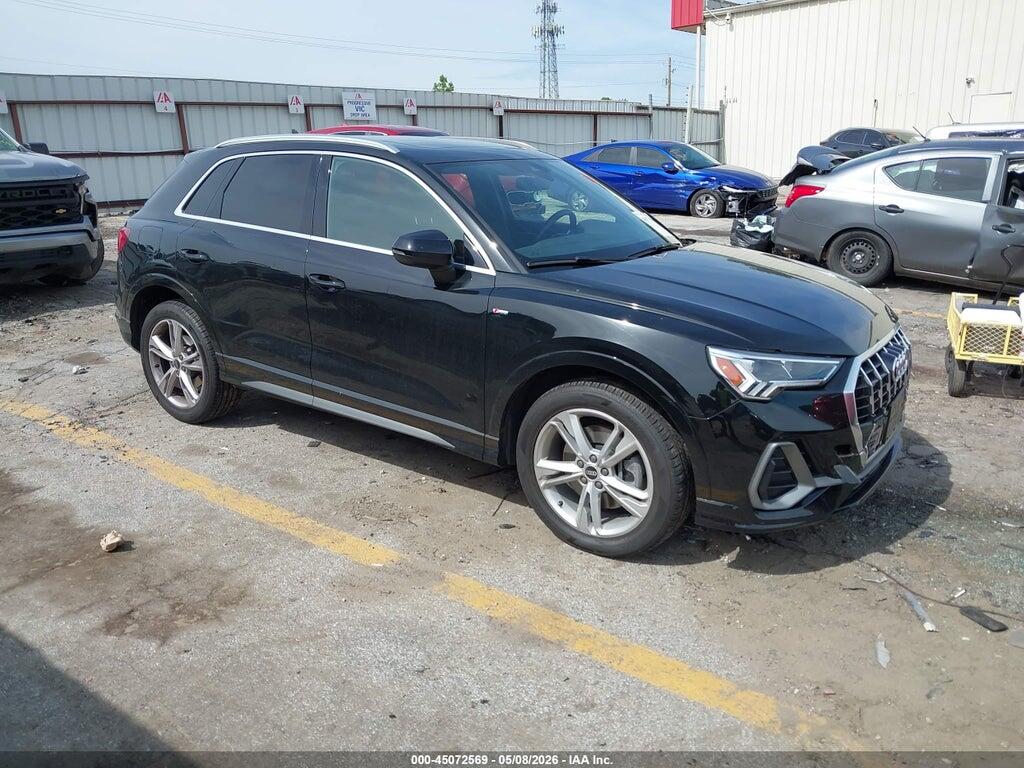 WA1EECF37M1055372 2021 AUDI Q3 photo no. 1