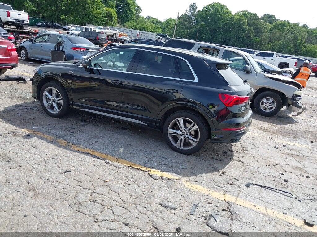 WA1EECF37M1055372 2021 AUDI Q3 photo no. 3