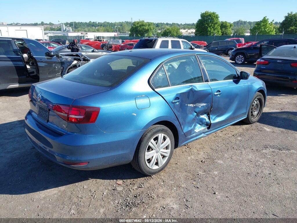 3VW2B7AJ5HM368666 2017 VOLKSWAGEN JETTA photo no. 4