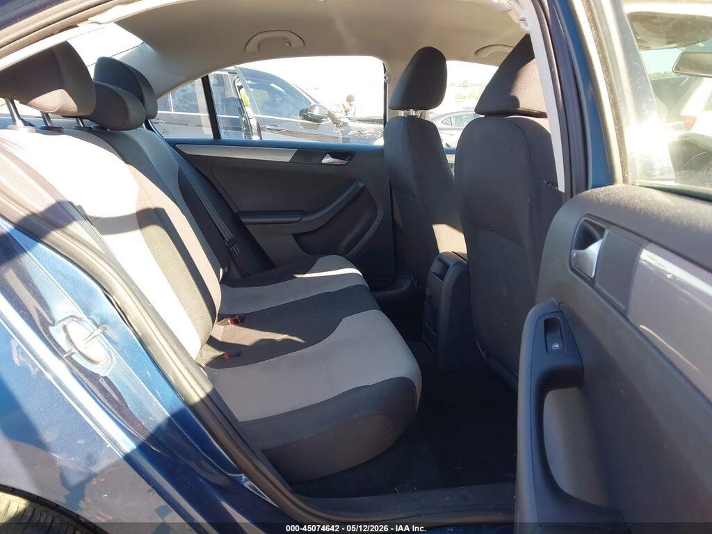 3VW2B7AJ5HM368666 2017 VOLKSWAGEN JETTA photo no. 8