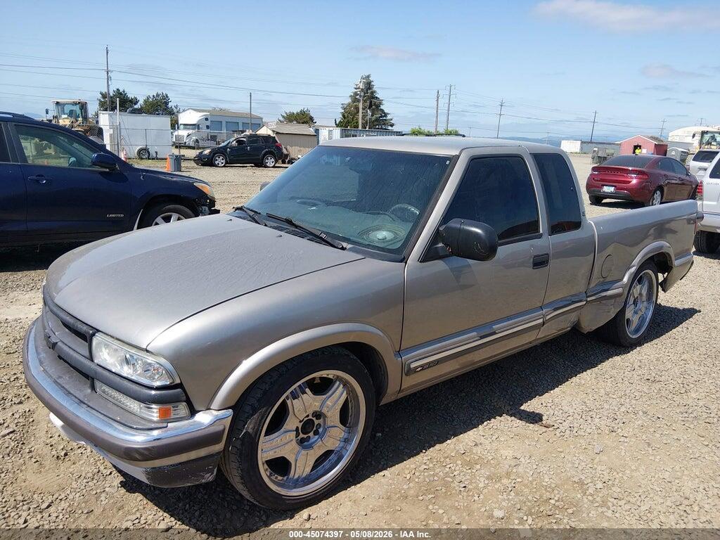 1GCCS19W618131280 2001 CHEVROLET S-10 photo no. 2