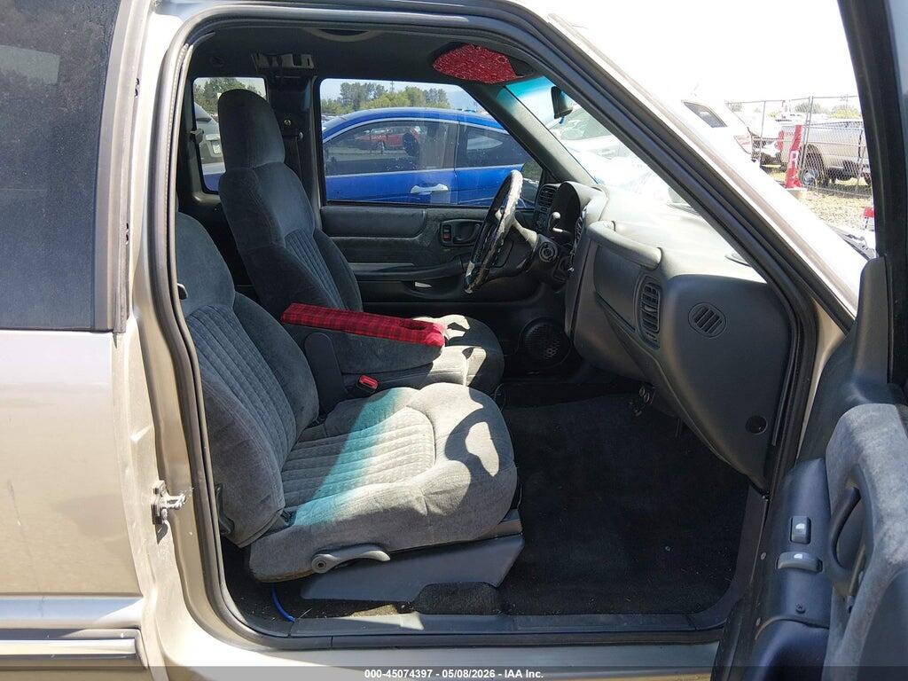 1GCCS19W618131280 2001 CHEVROLET S-10 photo no. 5