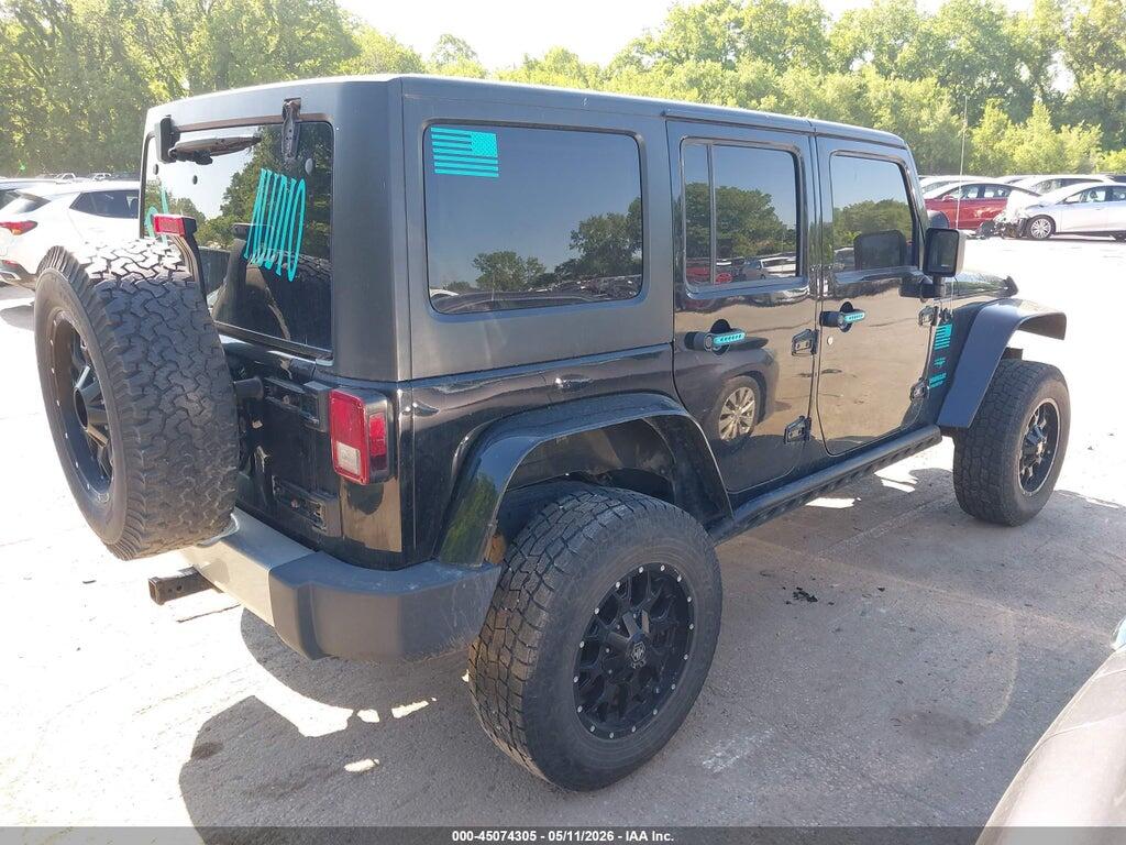 1J4BA5H16BL588496 2011 JEEP WRANGLER UNLIMITED photo no. 4
