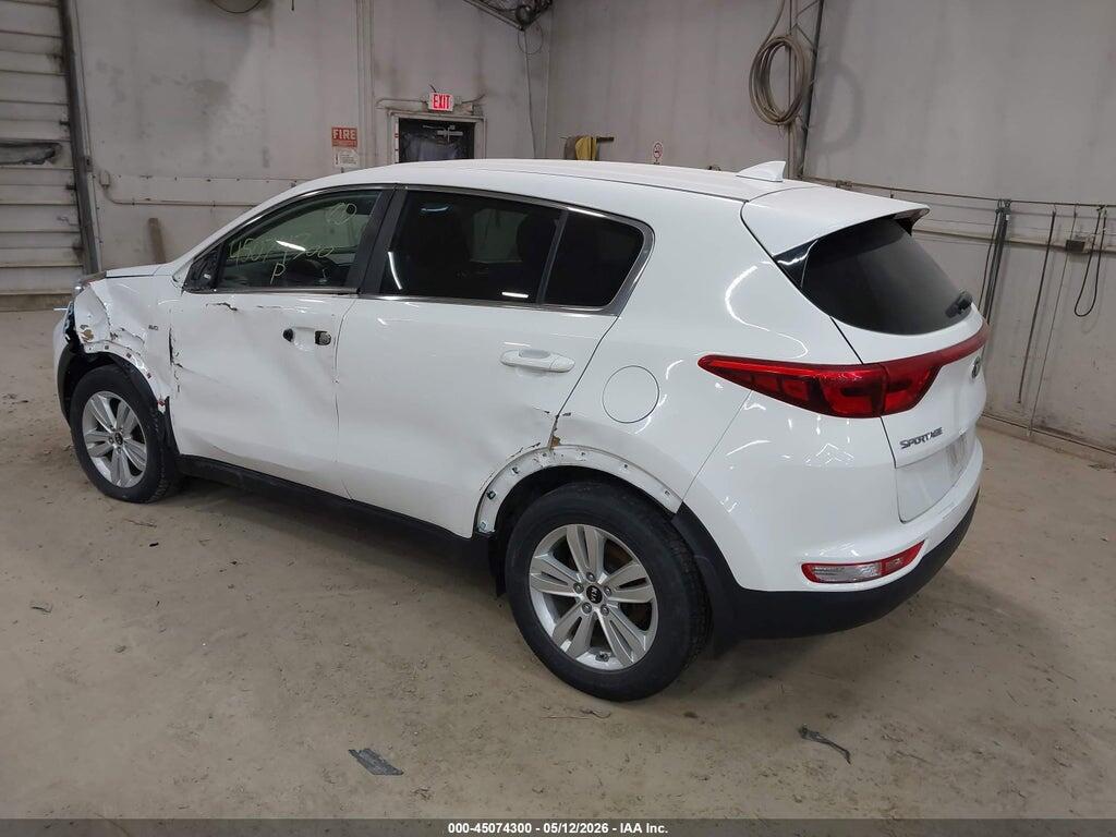 KNDPMCAC3J7455057 2018 KIA SPORTAGE photo no. 3