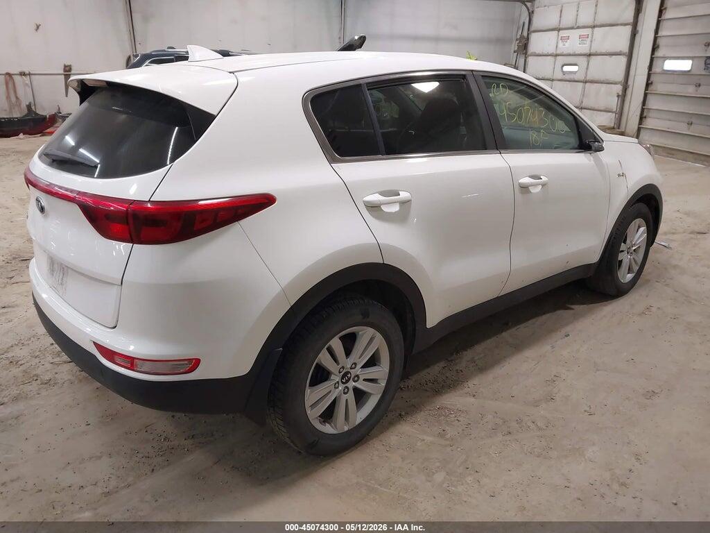 KNDPMCAC3J7455057 2018 KIA SPORTAGE photo no. 4