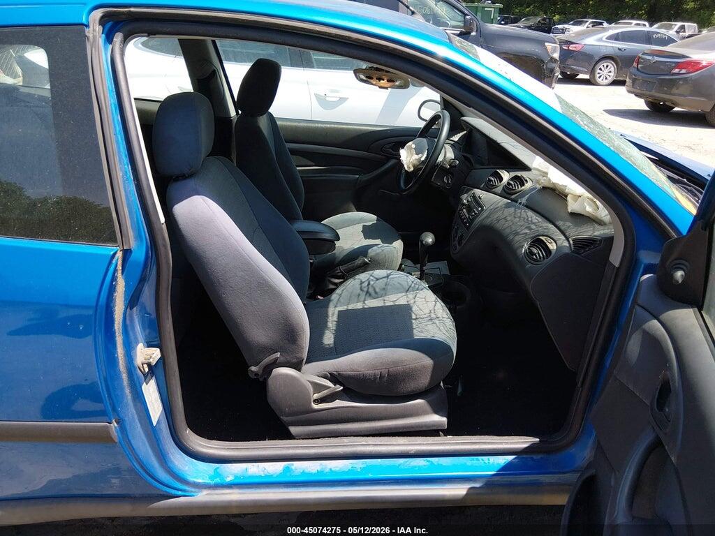 3FAFP31391R250893 2001 FORD FOCUS photo no. 5