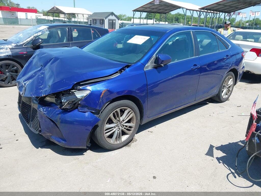 4T1BF1FK7GU578875 2016 TOYOTA CAMRY photo no. 2