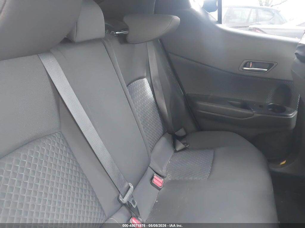 NMTKHMBX1MR130308 2021 TOYOTA C-HR photo no. 8