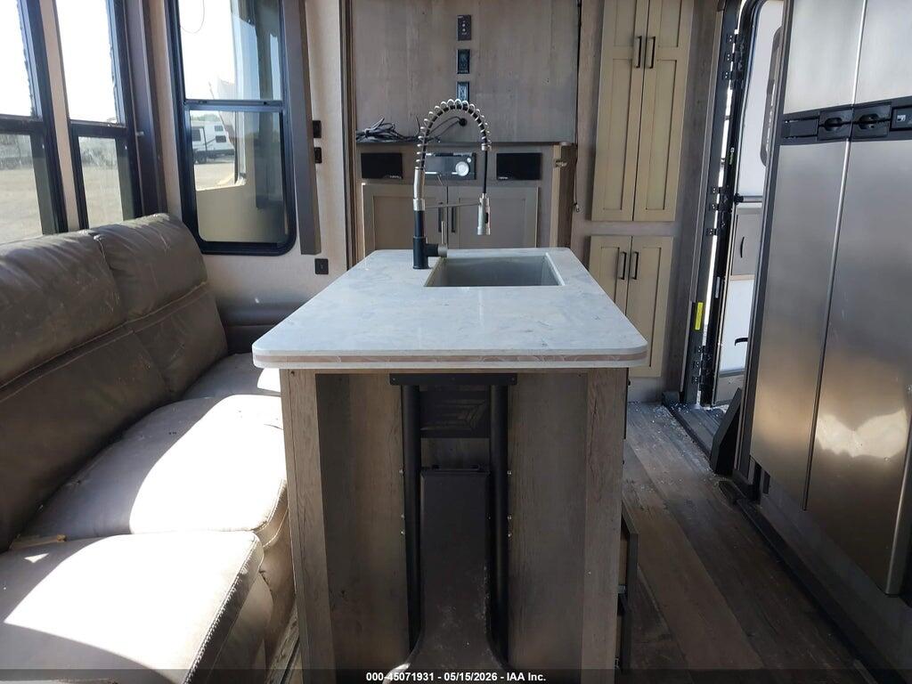 4YDF35422LR800354 2020 KEYSTONE 362TS photo no. 5