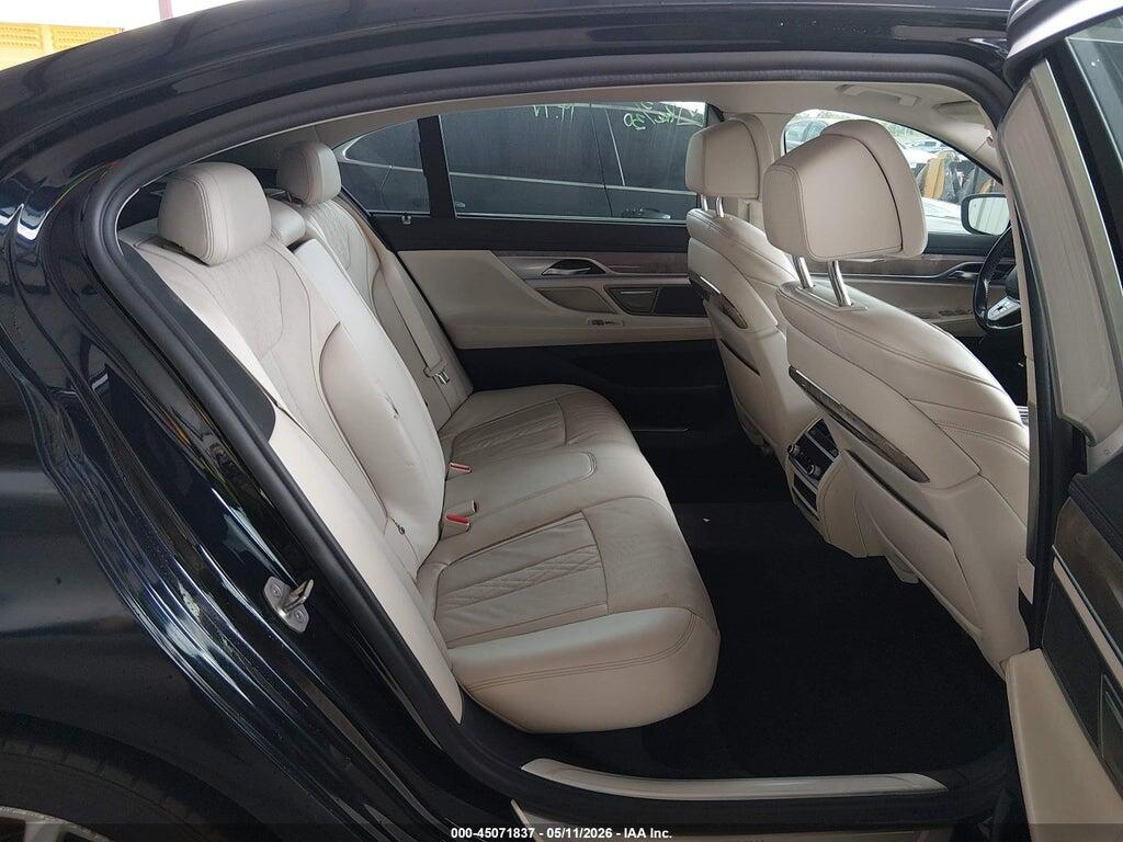 WBA7T2C09LGF96637 2020 BMW 740I photo no. 8