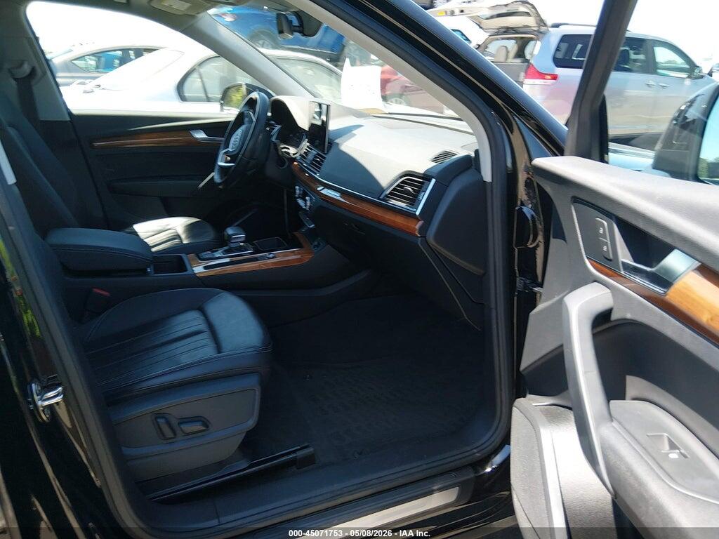 WA1AAAFY5M2044536 2021 AUDI Q5 photo no. 5