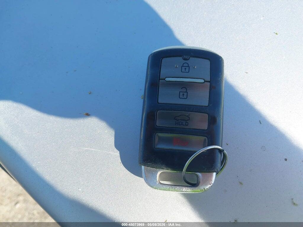 KNALW4D45F6018643 2015 KIA K900 photo no. 11