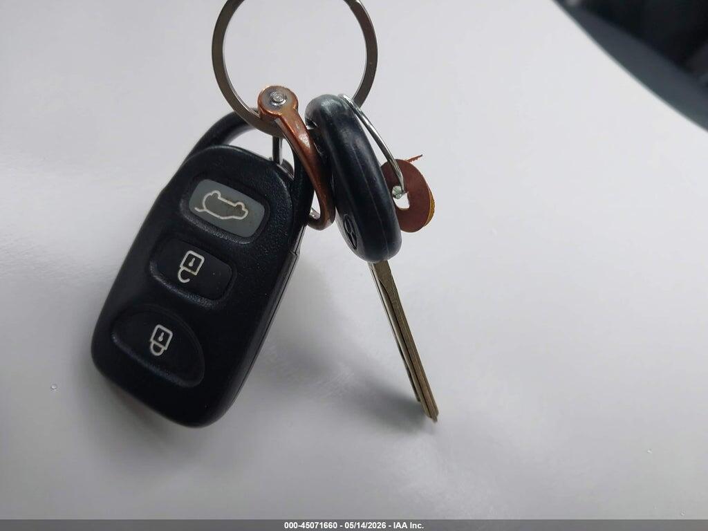 KMHDC8AE4CU156598 2012 HYUNDAI ELANTRA TOURING photo no. 11