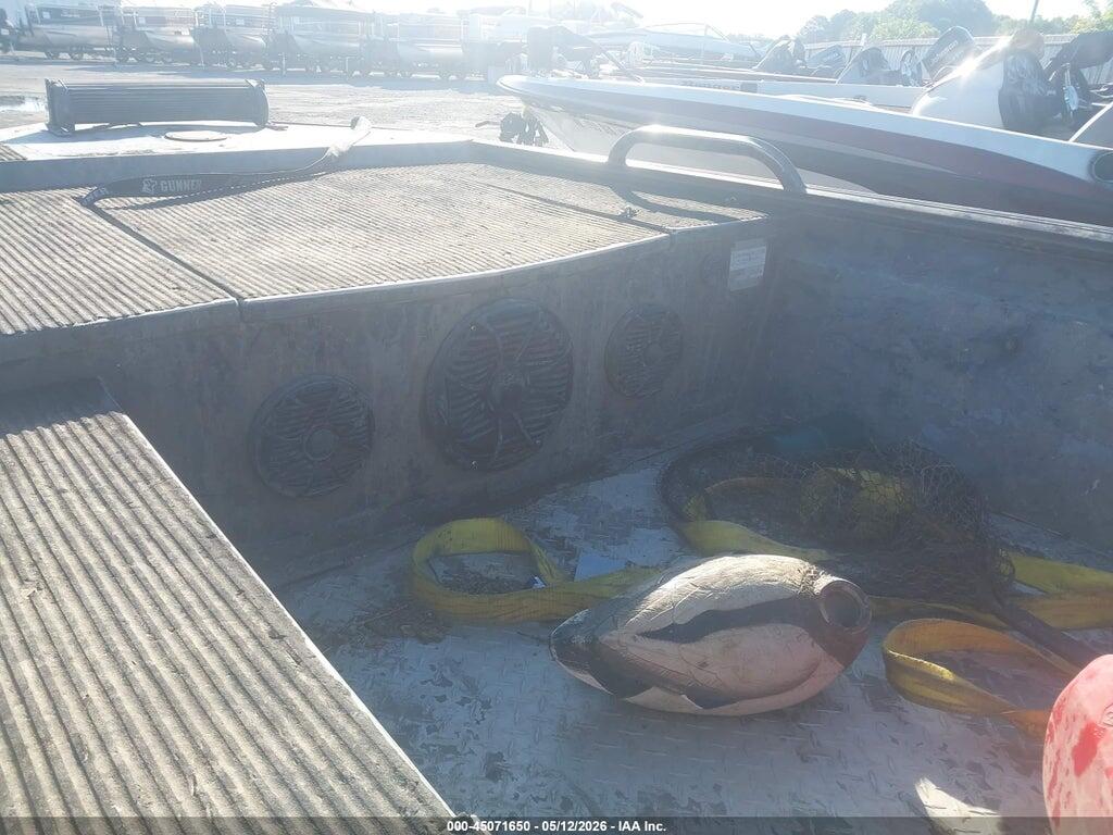 00000WAC35416A717 2017 EDGEWATER DUCK BOAT 756 photo no. 7
