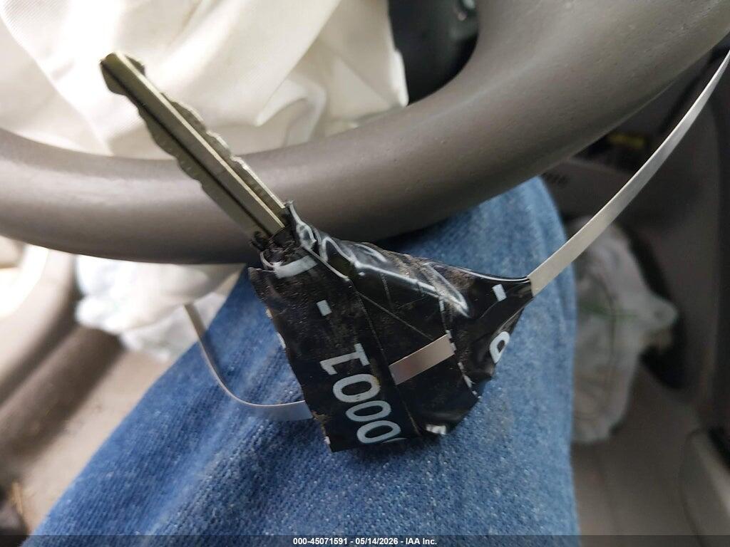 4T1BF3EK8BU696410 2011 TOYOTA CAMRY photo no. 11