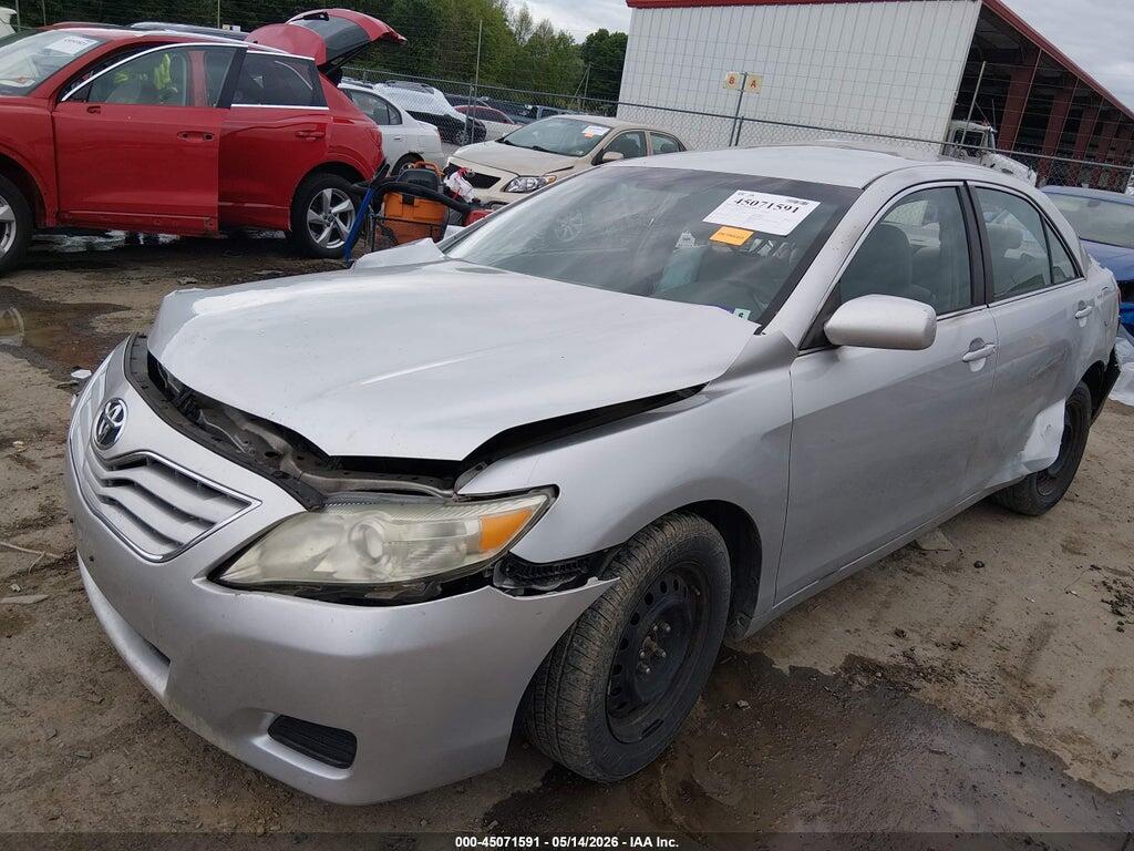4T1BF3EK8BU696410 2011 TOYOTA CAMRY photo no. 2