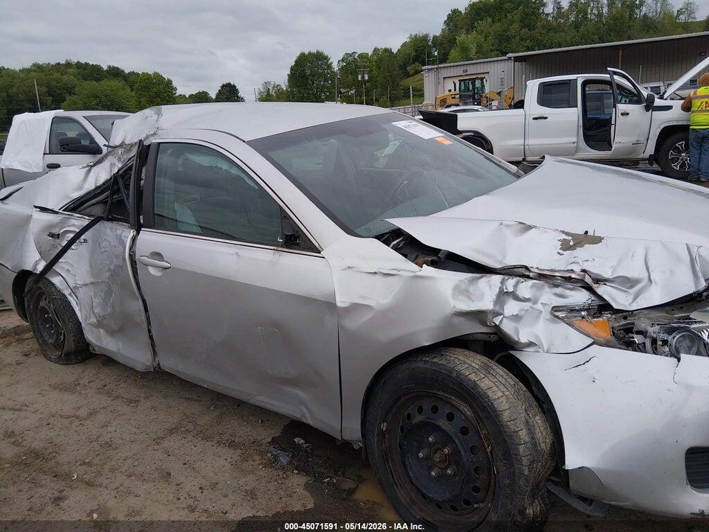4T1BF3EK8BU696410 2011 TOYOTA CAMRY photo no. 6
