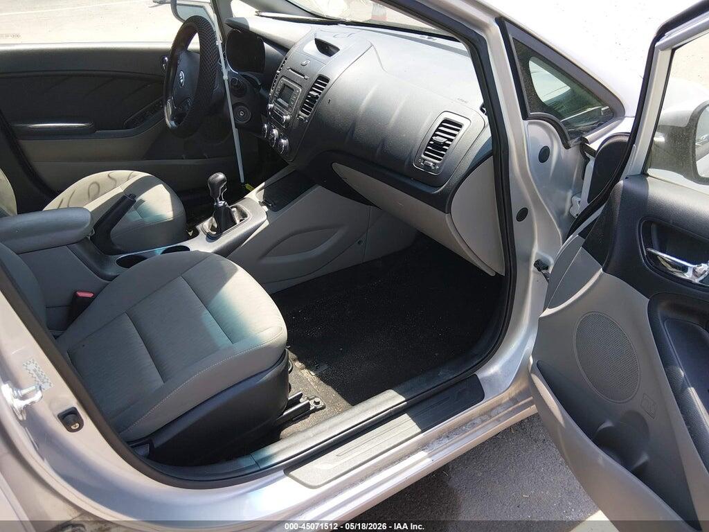 KNAFK4A60G5525648 2016 KIA FORTE photo no. 5