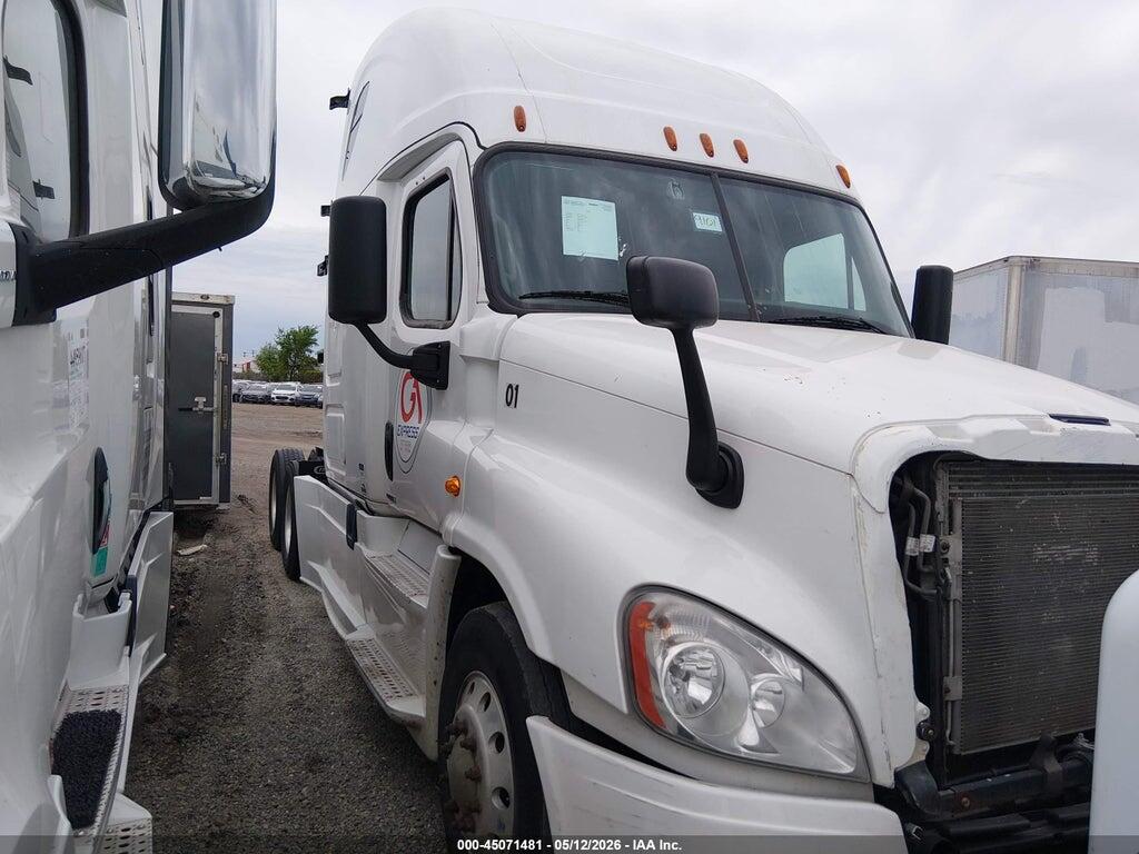 3AKJGLDR7HSHR0661 2017 FREIGHTLINER CASCADIA 125 photo no. 1