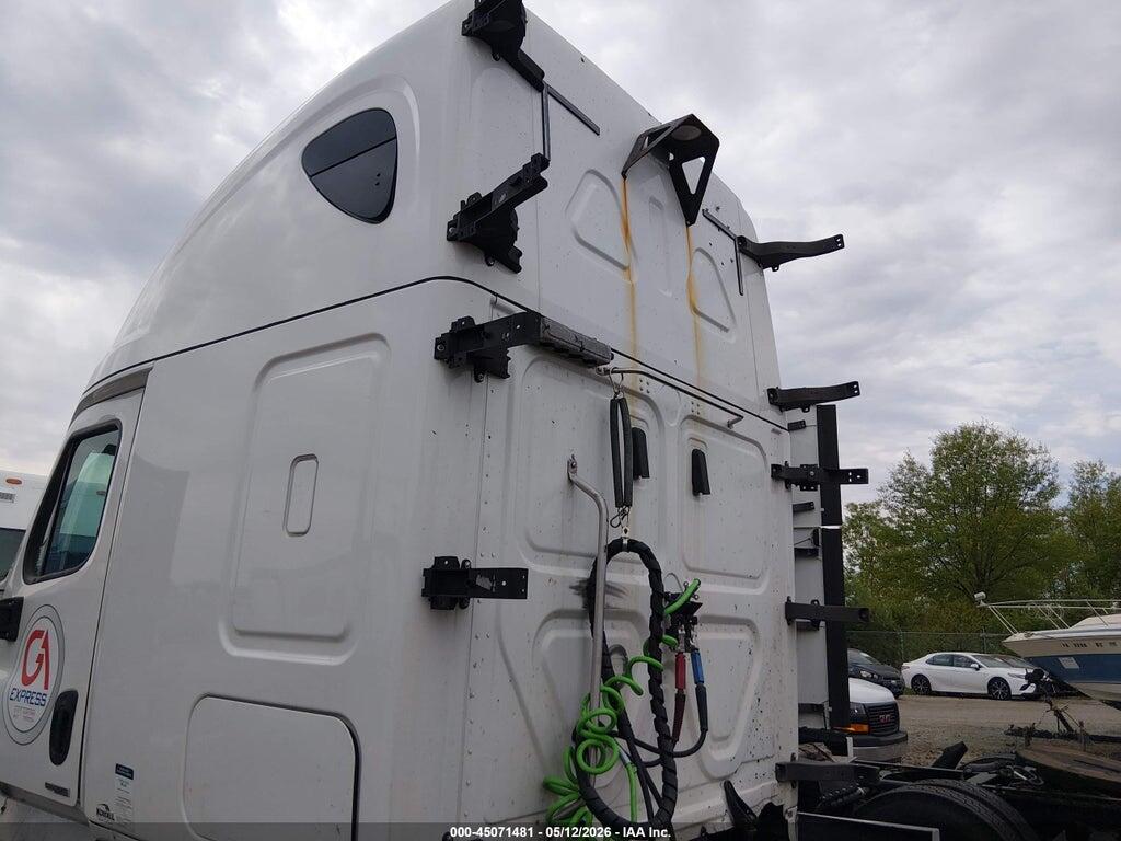 3AKJGLDR7HSHR0661 2017 FREIGHTLINER CASCADIA 125 photo no. 12